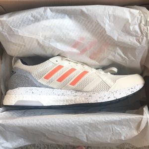 adidas running adiZero tempo 9